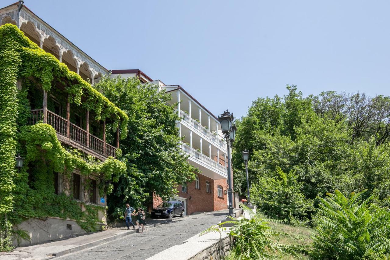 Hb Apartments Akhvelediani II ティビリシ エクステリア 写真